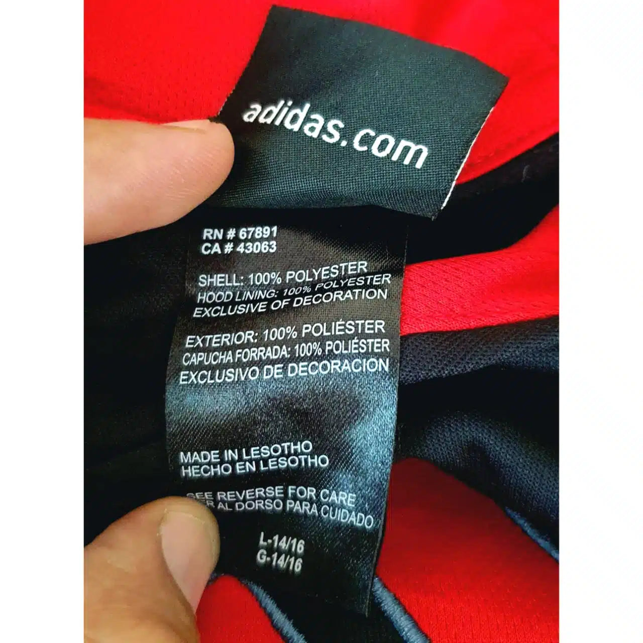 ADIDAS BLACK HOODIE SIZE :M