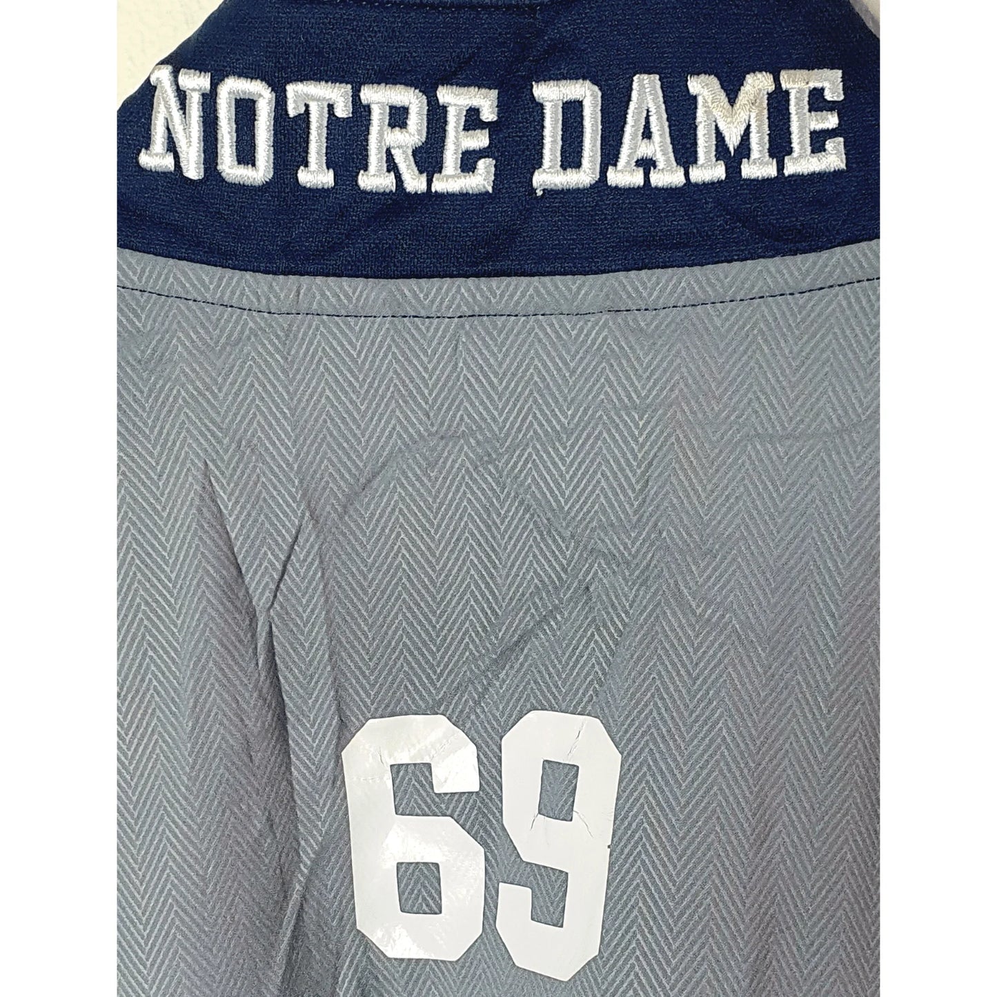 UNDERARMOUR NOTRE DAME  SIZE: 2XL / 3XL JACKET