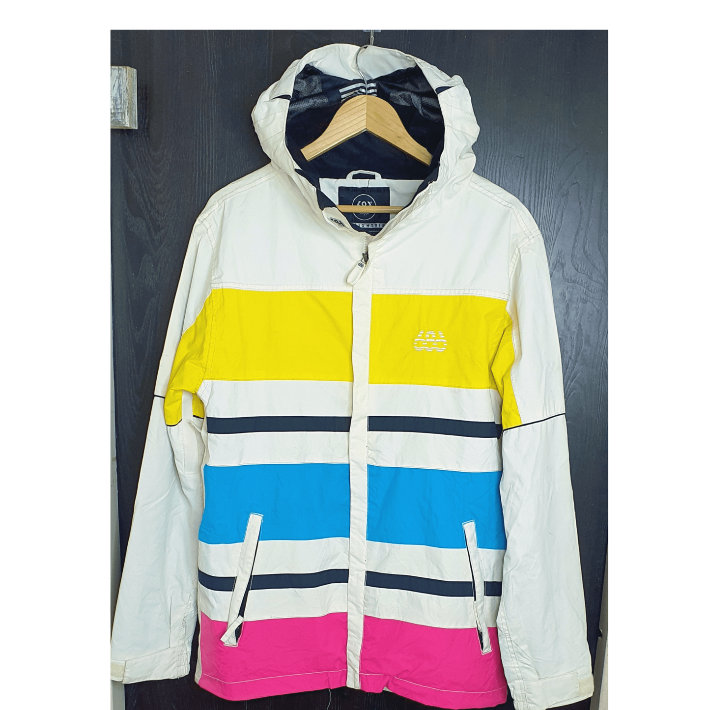 INFIYDRY WHITE COLOUR PRINT JACKET