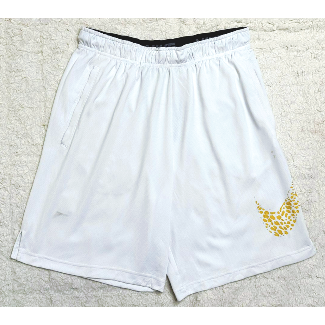 NIKE WHITE SIZE L SHORTS