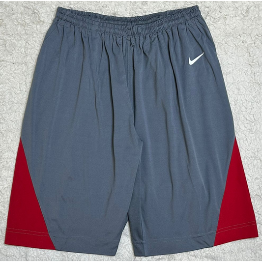 NIKE GREY SIZE M SHORTS