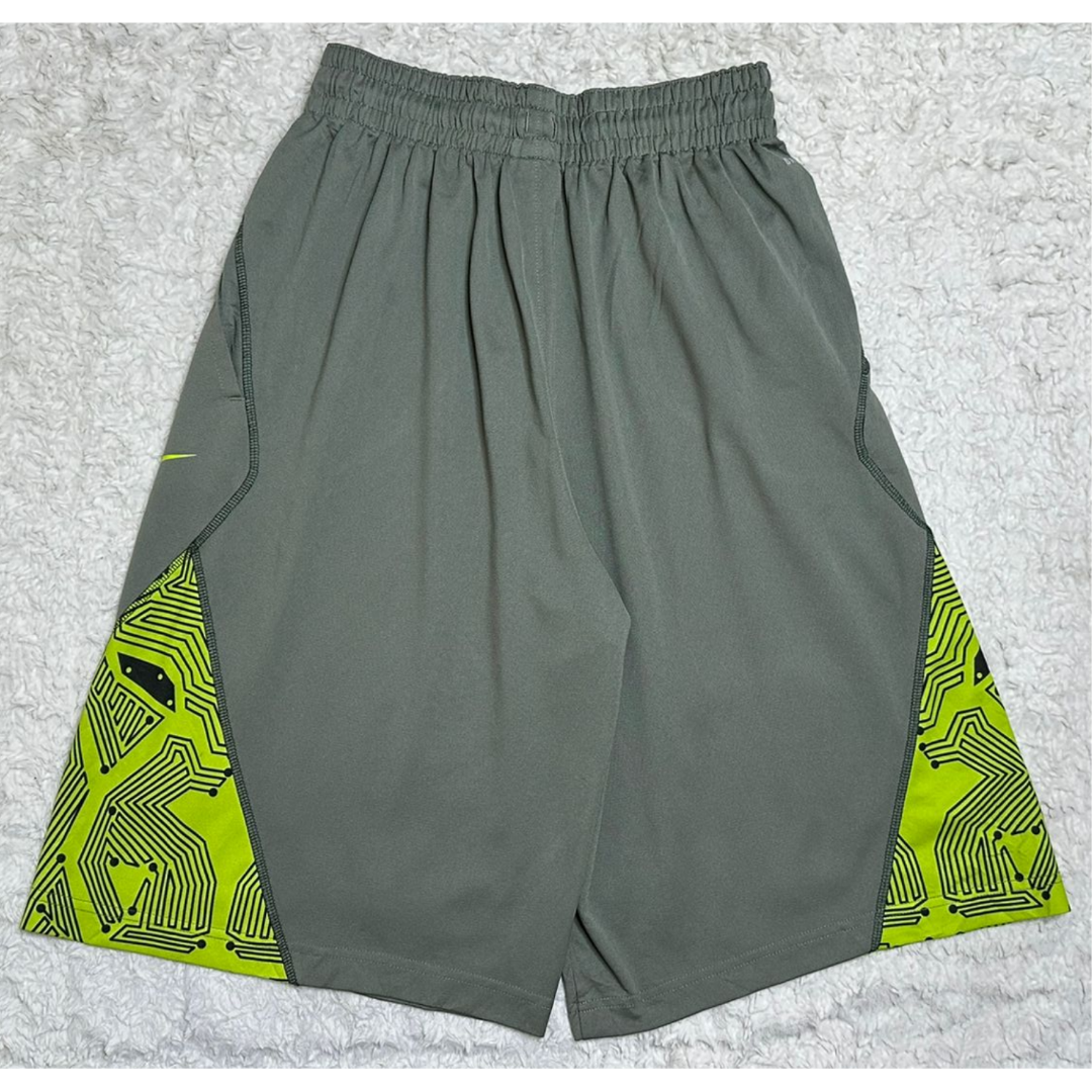 NIKE GREY SIZE M SHORTS