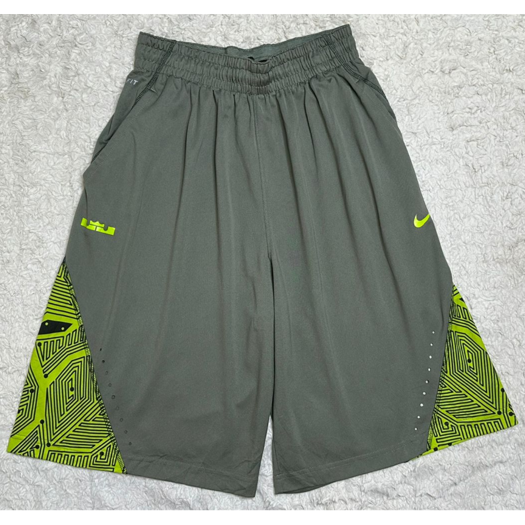 NIKE GREY SIZE M SHORTS