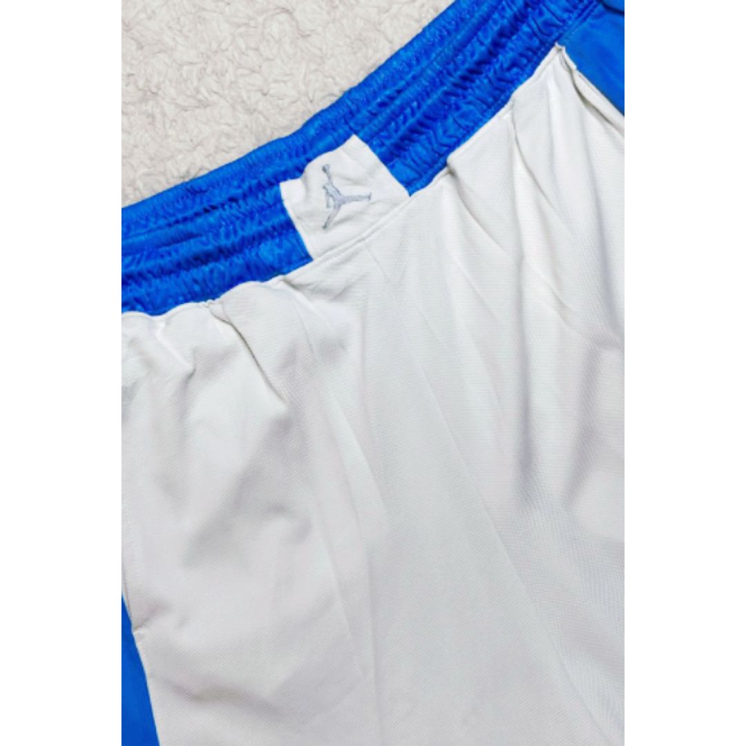 JORDAN WHITE SIZE L SHORTS