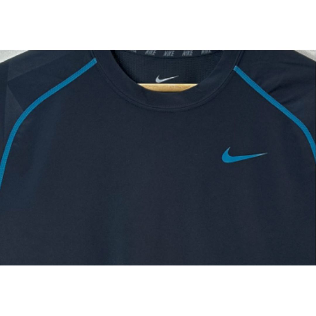 NIKE NAVY BLUE SIZE L DRI FIT SPORTS TEE