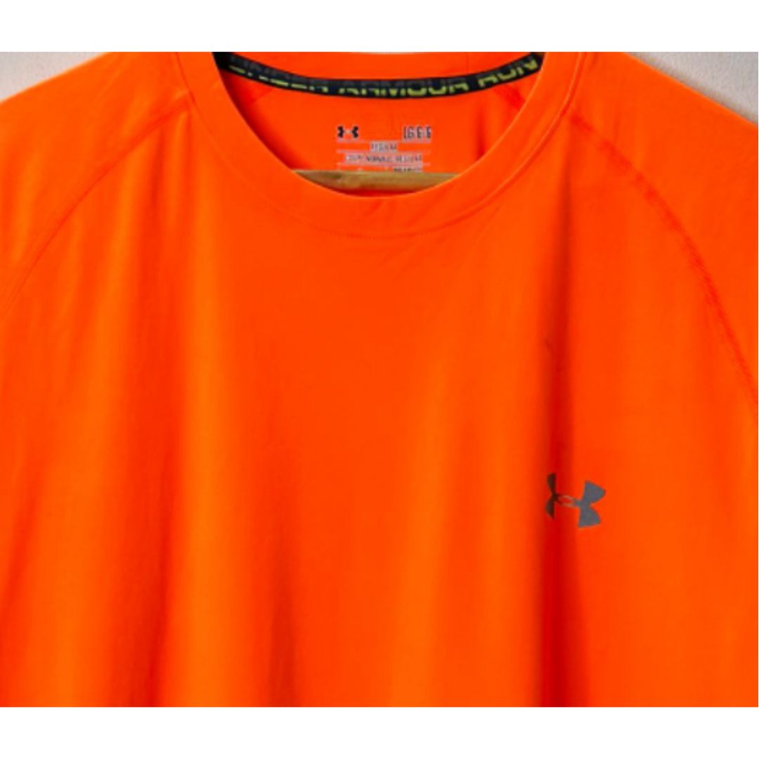 UNDER ARMOUR ORANGE SIZE M DRI FIT SPORTS TEE